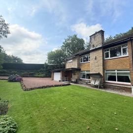 Rural country home in Kilsyth