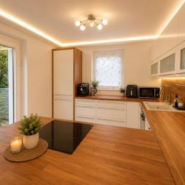 House with Garden & Wintergarten near Vienna