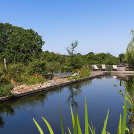 Farmhouse Retreat Swim Pond, Hot Tub and Sauna, hotel a Donyatt