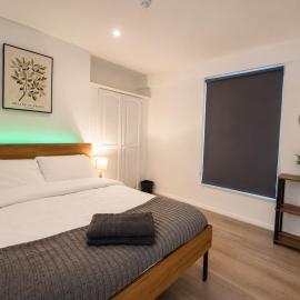 ST3- Canterbury Ensuite Room, Parking, Wifi