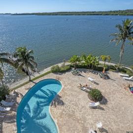Dolphin Bay in Boca Ciega Resort - 2BR, Pool, Bay View
