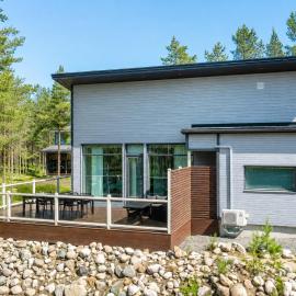 Villa Tuomipakka, hotel di Kalajoki