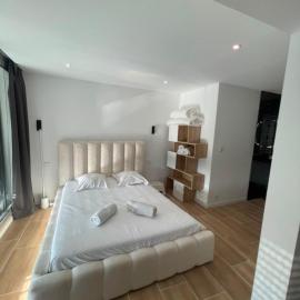 LePetitCoquin, Charmant T2 à Héliopolis, Village Naturiste, Terrasse & Parking, hotel a Cap d'Agde