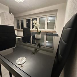 Schöne 2 Zimmer Appartment mit Bad und Küche Self- Check-in