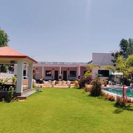AnandFarmhouse - Relax in Nature, Hotel in Lodra