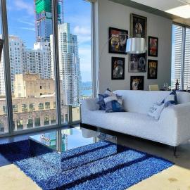 Luxury Gold & Platinum Condo in Downtown Miami!