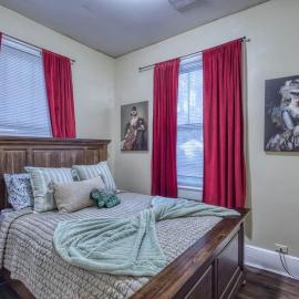 Hogwarts -12 min to Masters ! 2BR w Queen Beds، فندق في أوغوستا