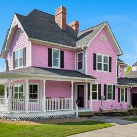 The Pink Lady, Hotel in Sevierville