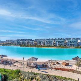 The Crystal Lagoon Estate-Luxury 3 Bedroom Retreat, Hotel in Midrand