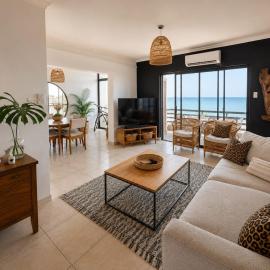Spacious two-bedroom Umdloti apartment with sea views