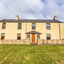 Elderberry Hall Luxury Farmhouse Hot Tub, Sleeps 20,Near Durham