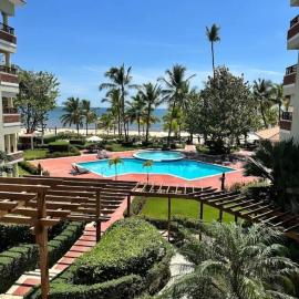 Free Early Check-in Or Late Check-Out - Get Away to Playa Juan Dolio, DR - Áreas Sociales Con Piscina, Gazebo, BBQ, Zona Privada De Playa, Vistas Expectaculares, Atardeceres De Ensueño, Wifi, Parqueo - Apartamentos de 2 y 3 Habitaciones