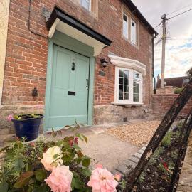 Joyces Cottage