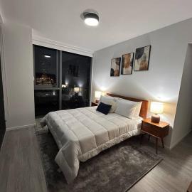 Miami-Brickell with Skyline views Luxury High Rise 2BR-2BATH - walking distance to KASEYA - HEAT ARENA - BAYSIDE - PORT OF MIAMI CRUISE SHIPS, viešbutis Majamyje