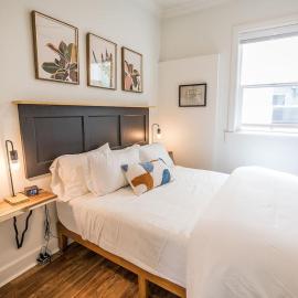 Downtown Dwelling 1612