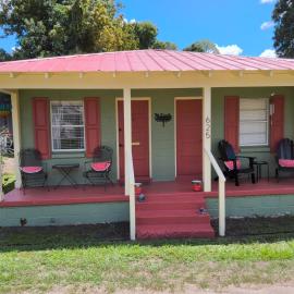 Honeysuckle Hideaway, hotel a Natchez