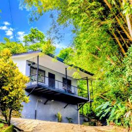 Casa Emma Quepos