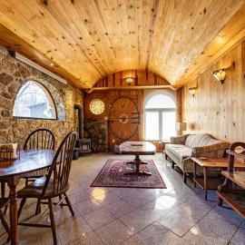 Shire Suite at White Lotus Eco Spa retreat, hotel u gradu Stanardsville