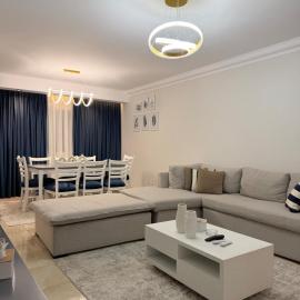 White Luxe 3BR - Guave stay