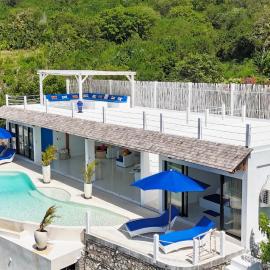 2BR Ocean View, Infinity Pool, Greek Style, Villa Kerylos, hotel em Nusa Penida