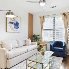 Big and Spacious 1B with Pool Near Toyota HQ The Star Legacy West