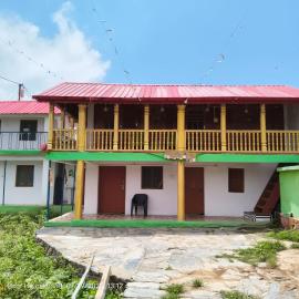 Homely Hills I 6 Km form Nagtibba Trek Route I, hotell i Miānī