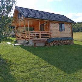 Stefana's Tiny House Nature Retreat, hotell i Sărădiş