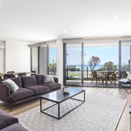 Blairgowrie Apartment 1 - on the beach