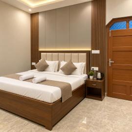 Hotel Royal Crest Inn - Greater Kailash, hotelli kohteessa New Delhi