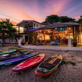 Beachfront Villa Bantai Basecamp