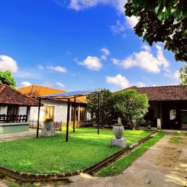 Maple Suite: Kadawata şehrinde bir otel
