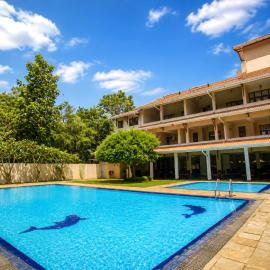 Lavendish Okrin Hotel โรงแรมในกตรคาม