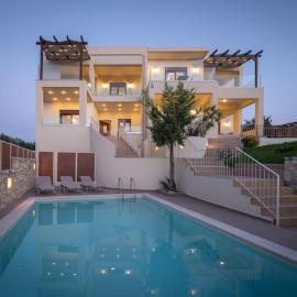 Family Villa Rousa in Rethymno with Pool, BBQ and Kids Area