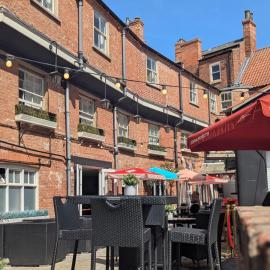 The Lobster Pots - Retford, hotelli kohteessa Retford