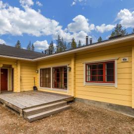 Holiday Home Sallan saaga by Interhome, hotell i Tikkala