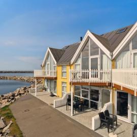 Holiday Home Fridhild - 10m from the sea by Interhome