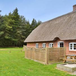 Holiday Home Naili - 3-1km from the sea by Interhome, hotel em Vesterhede