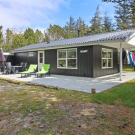 Holiday Home Dika - 1km from the sea by Interhome