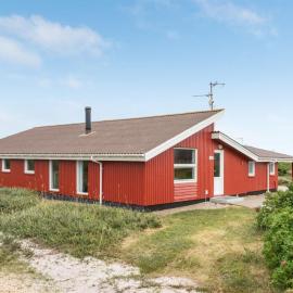 Holiday Home Mogens - from the sea by Interhome