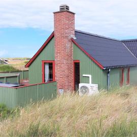 Holiday Home Rayne - from the sea by Interhome