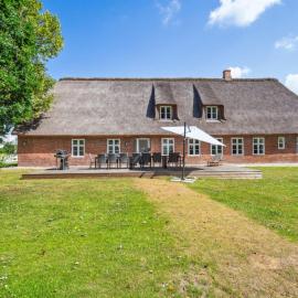 Holiday Home Thordis by Interhome, hotel en Højer