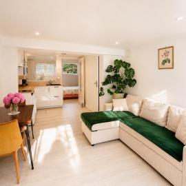 Maison Jouanno - Green Escape, Private Garden, 10min from Orly، فندق في اُنتوني