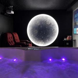 Nid d Amour suite romantique avec jacuzzi et salle de cinema