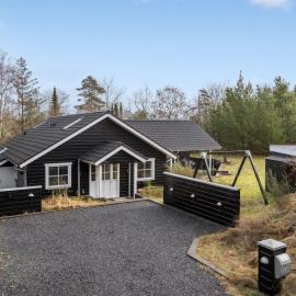 Holiday Home Lilie - 270m from the sea by Interhome, hotel in Hals