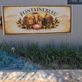 Fontainebleau Bed & Breakfast 4 Star Boutique, farm on the table