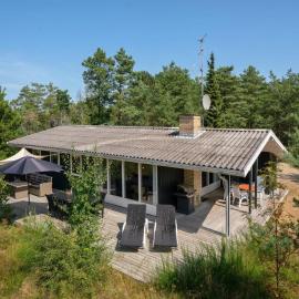 Holiday Home Adelisa - 600m from the sea by Interhome