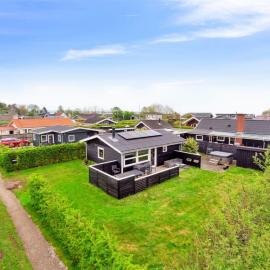 Holiday Home Ritha - 175m from the sea by Interhome
