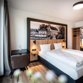 Hotel & Wirtshaus Waldschlösschen - Spezialausschank Augustiner -