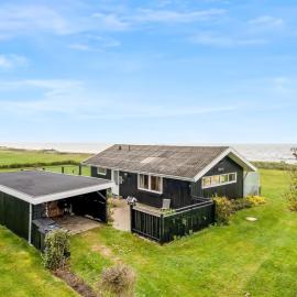 Holiday Home Snioulf - 10m from the sea by Interhome