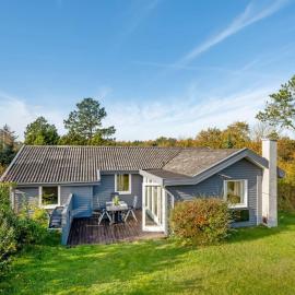 Holiday Home Pirjo - 350m to the fjord by Interhome, hotel u gradu 'Skjern'